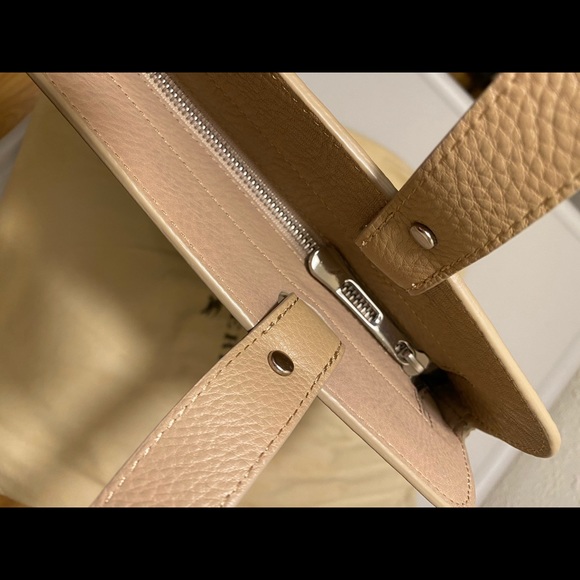 Burberry handbag - Picture 8 of 8